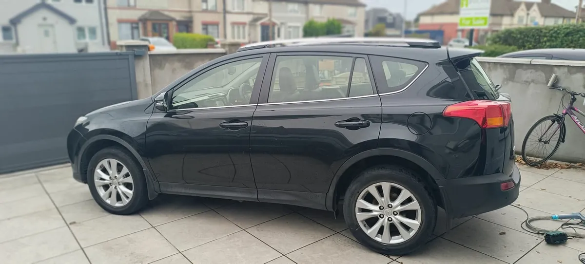 2015 RAV4 Sol spec D4D NCT 05/26 Low KMS - Image 3