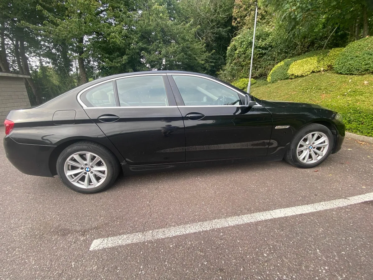 BMW 5-Series 2014 - Image 4