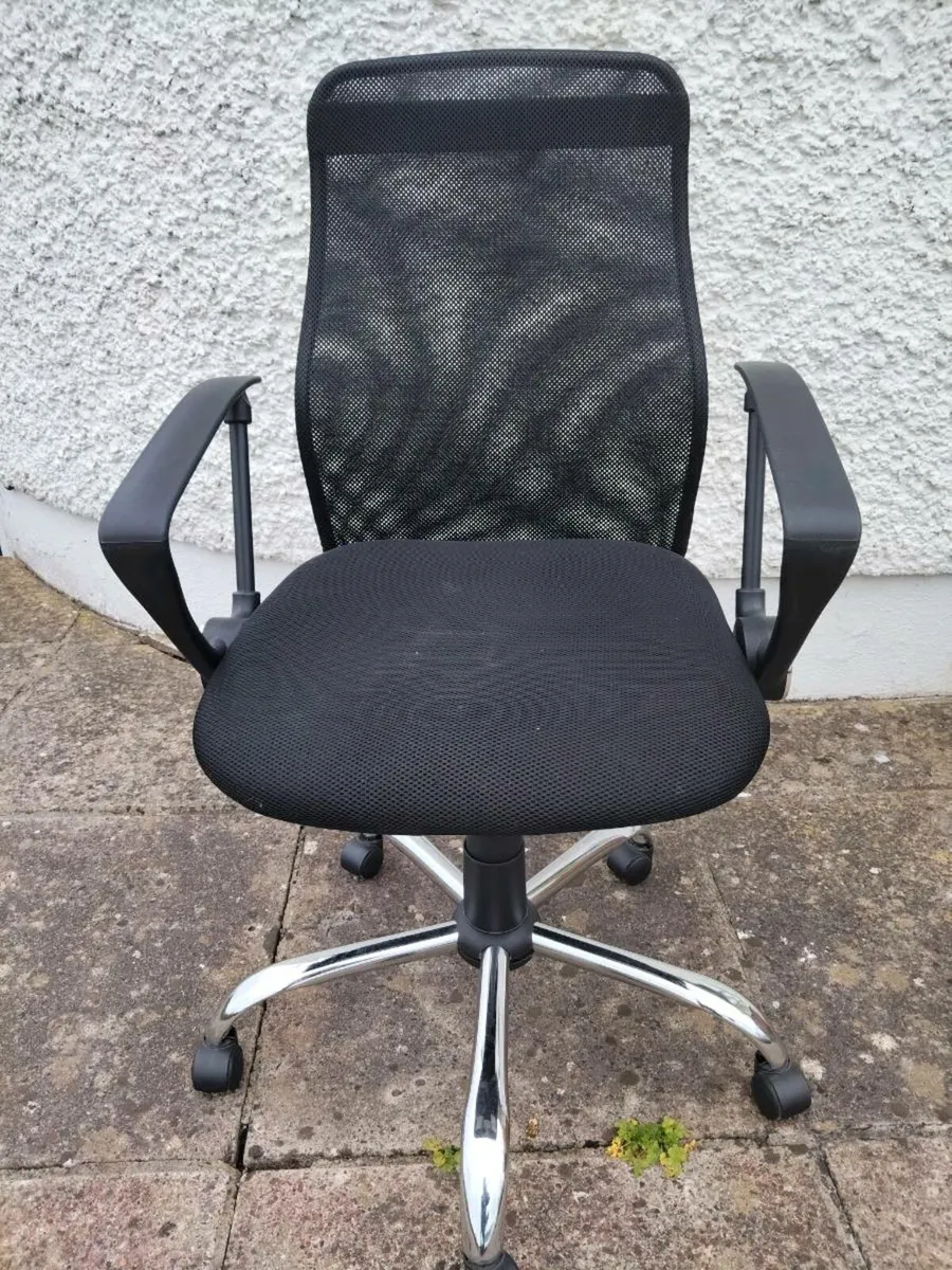 OFFICE CHAIR - Image 4