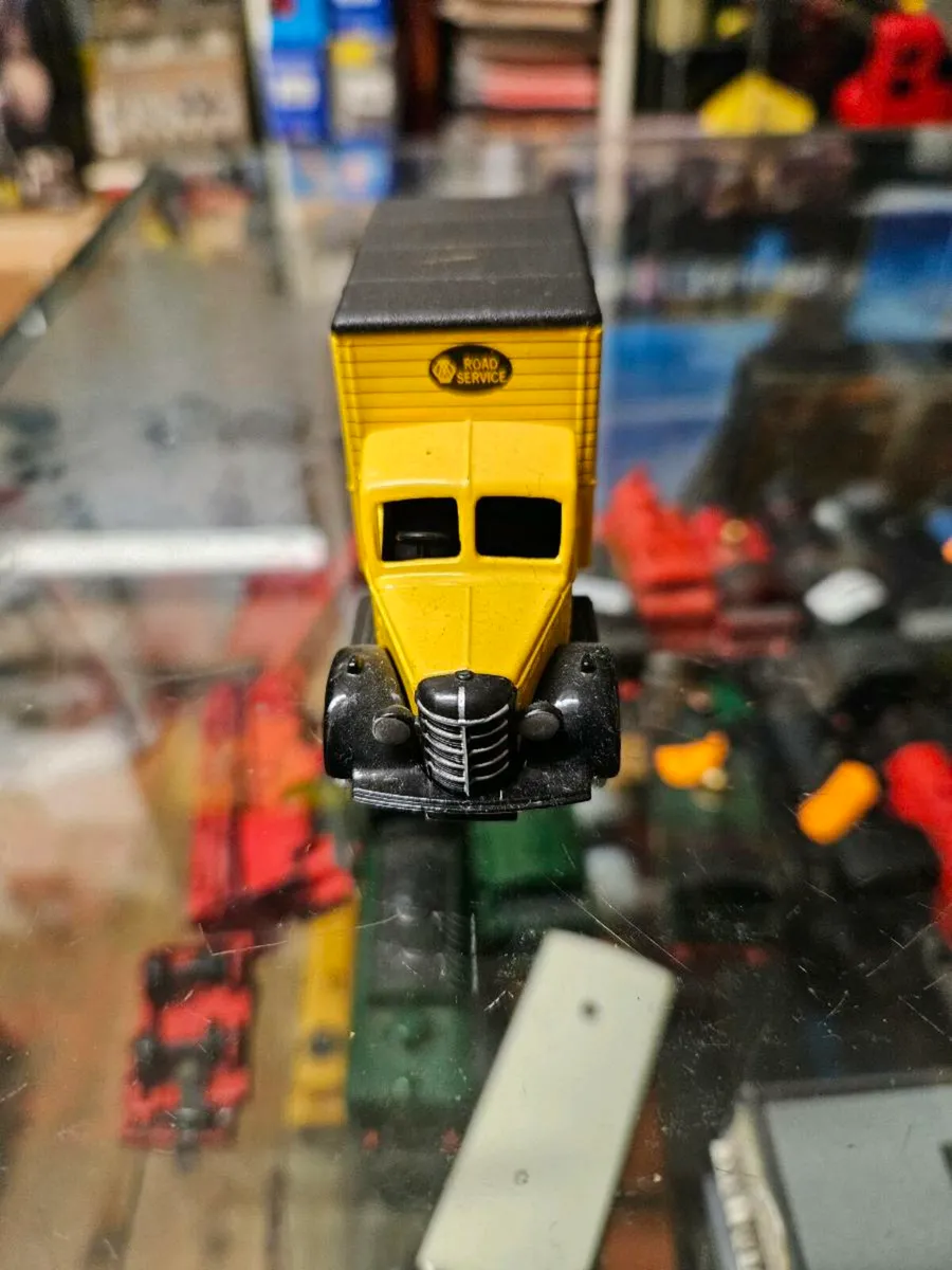 Corgi Lledo AA Truck - Image 2