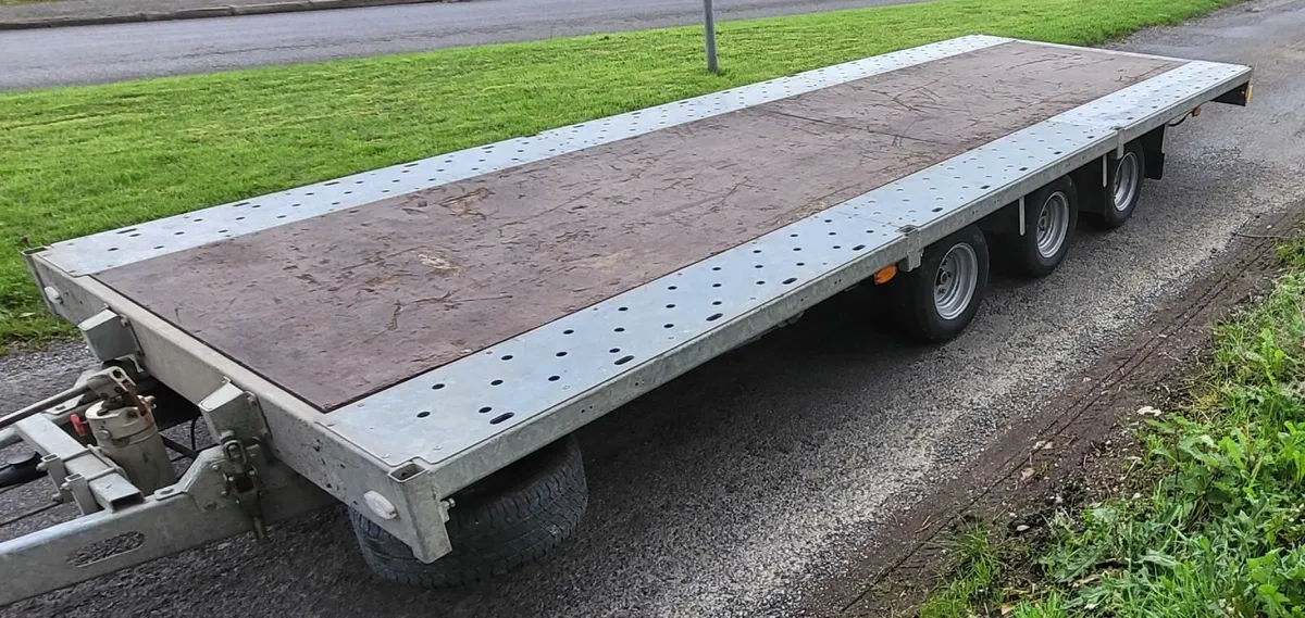 18ft Tri Axle Indepension Transporter Tilt Trailer - Image 2