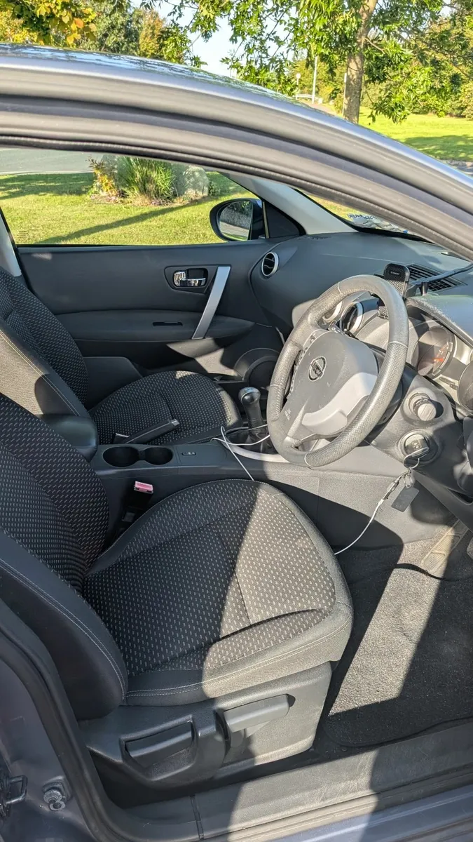 Nissan Qashqai 2007 - Low mileage, 1.6 Petrol - Image 4