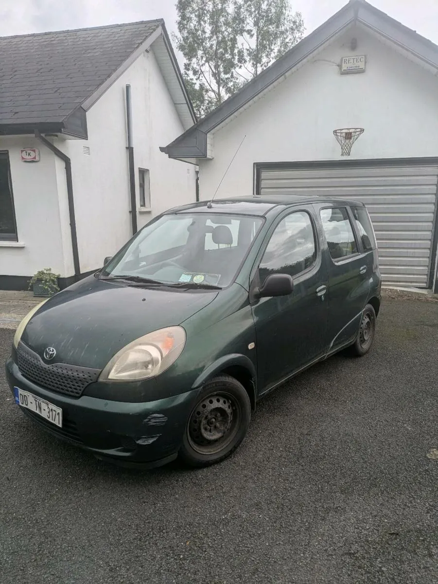 Toyota Yaris Verso 2000 - Image 4