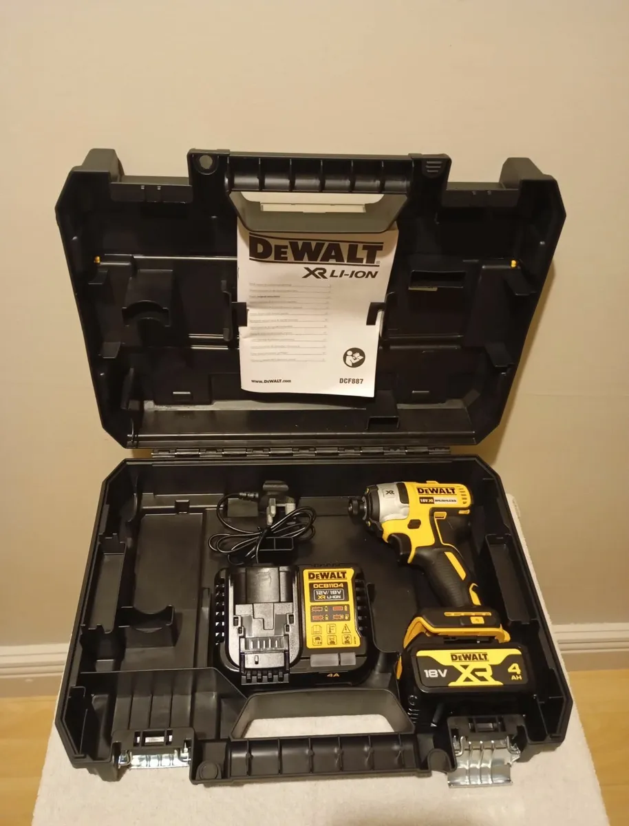 DeWalt Tool Carry Case - Image 1