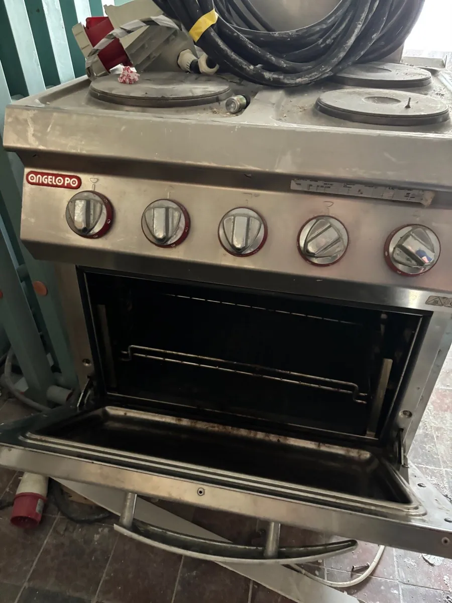 Catering equipment - Image 2