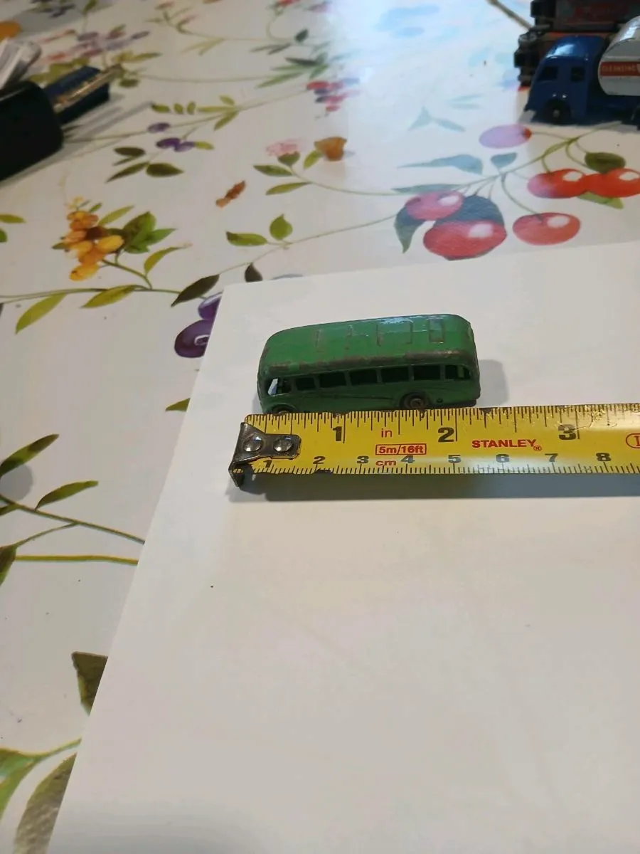 VINTAGE  LESNEY MODEL - Image 1
