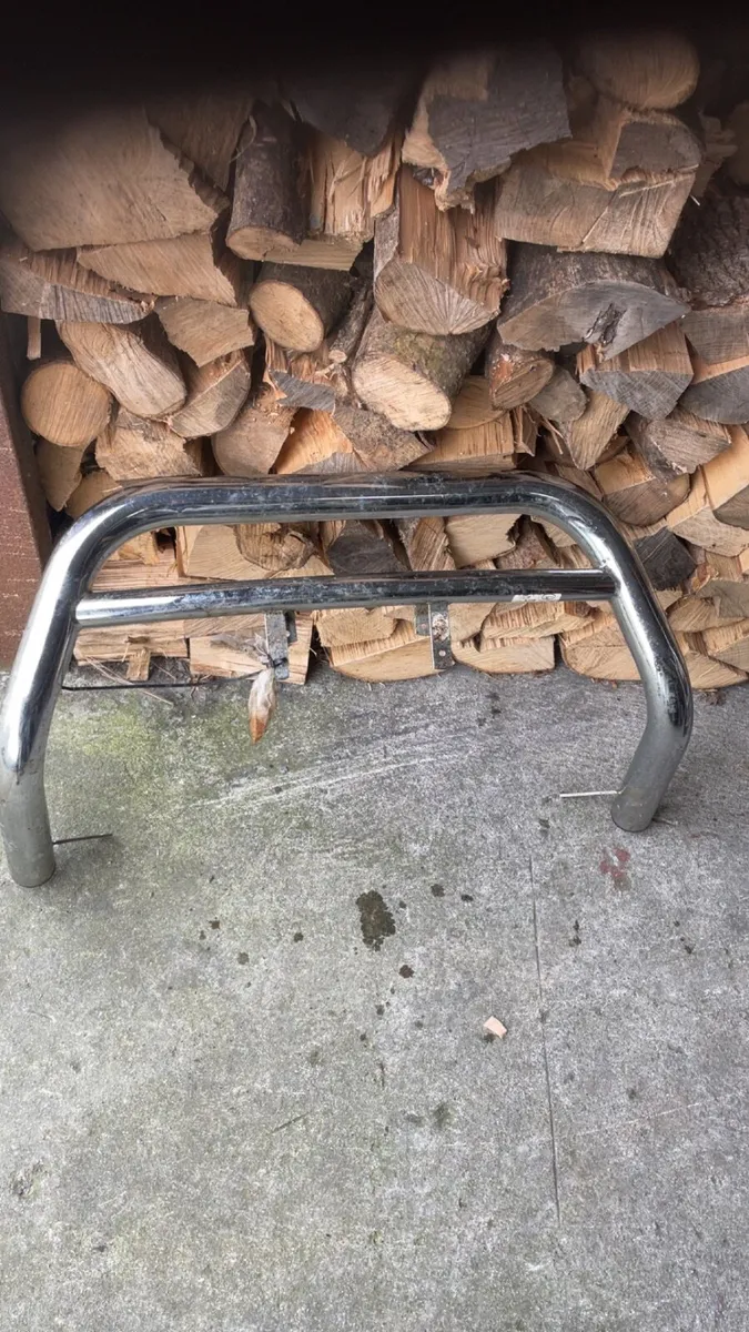 Bull bar for sale - Image 1