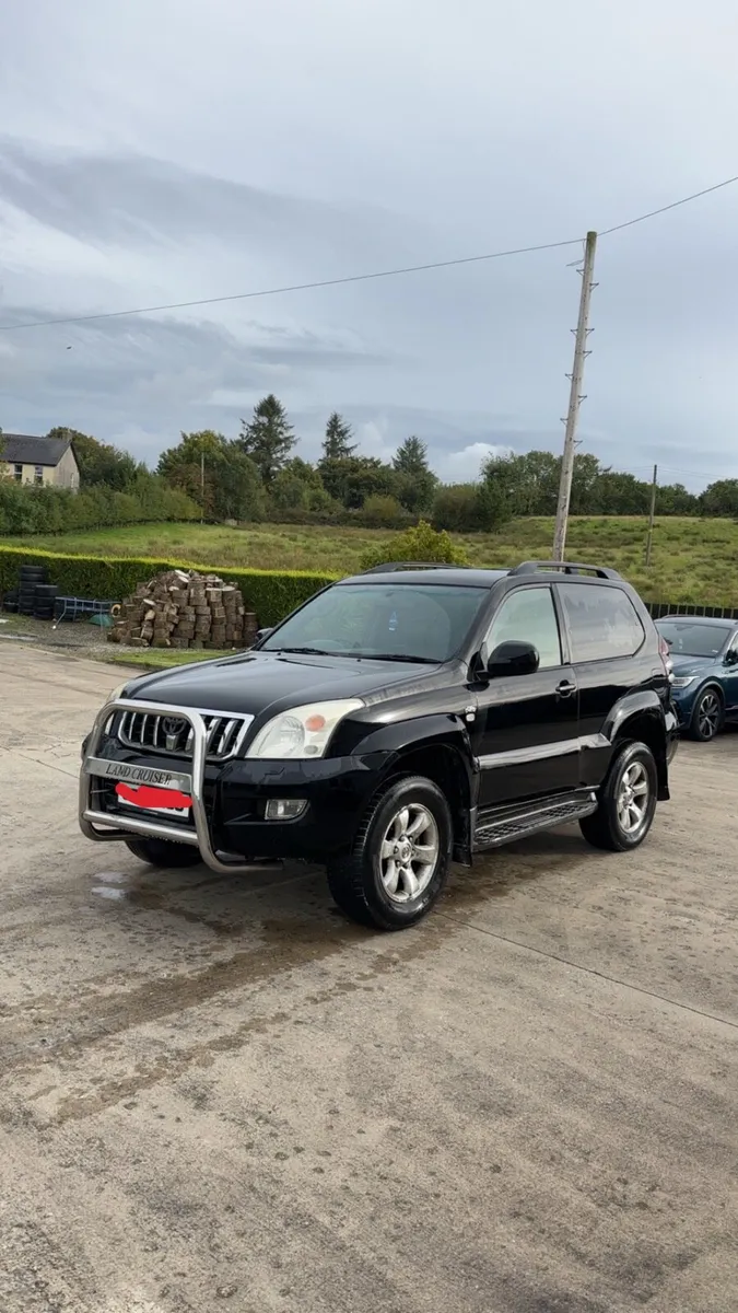 Toyota Land Cruiser - Image 2