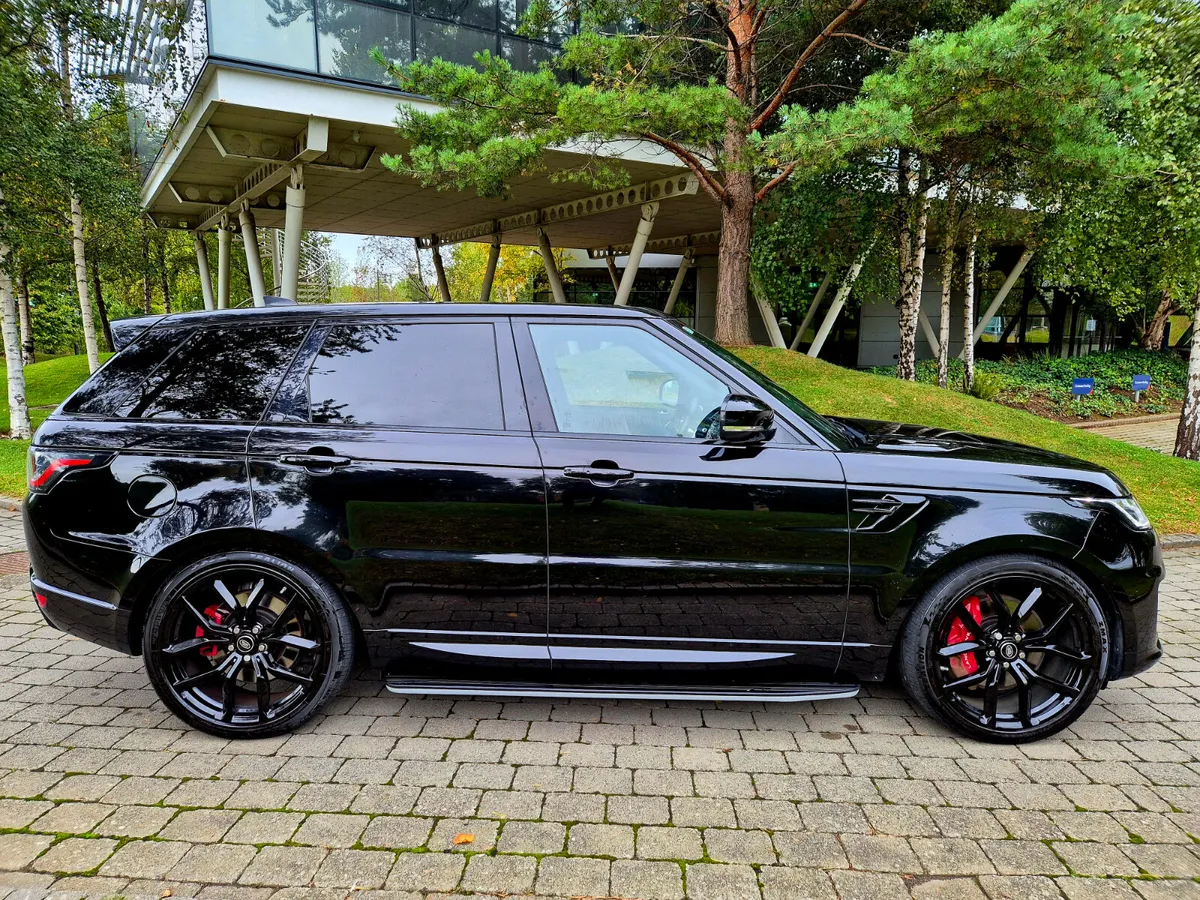 RANGE ROVER SPORT HSE DYNAMIC PANROOF SIDESTEPS - Image 2