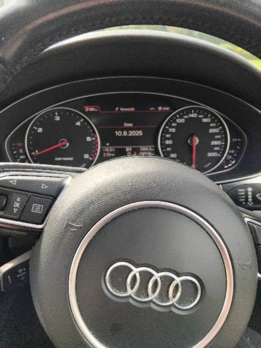 Audi A6 2015 - Image 4