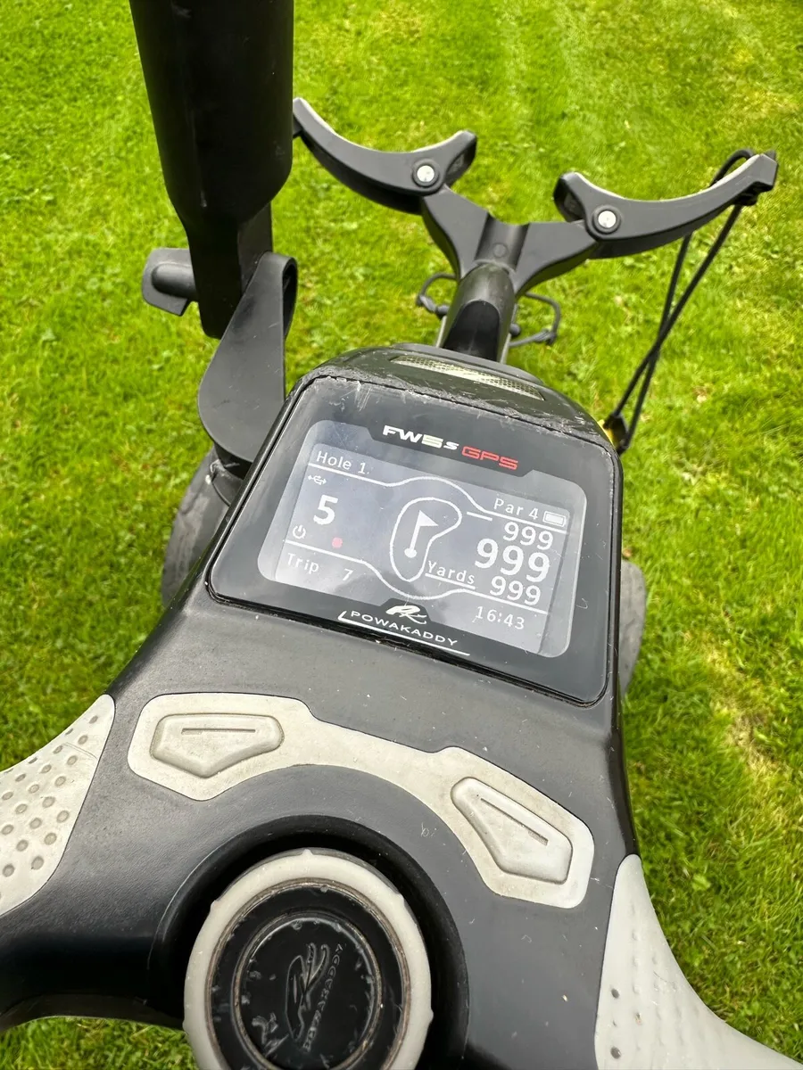Powakaddy FW5s GPS - Image 4