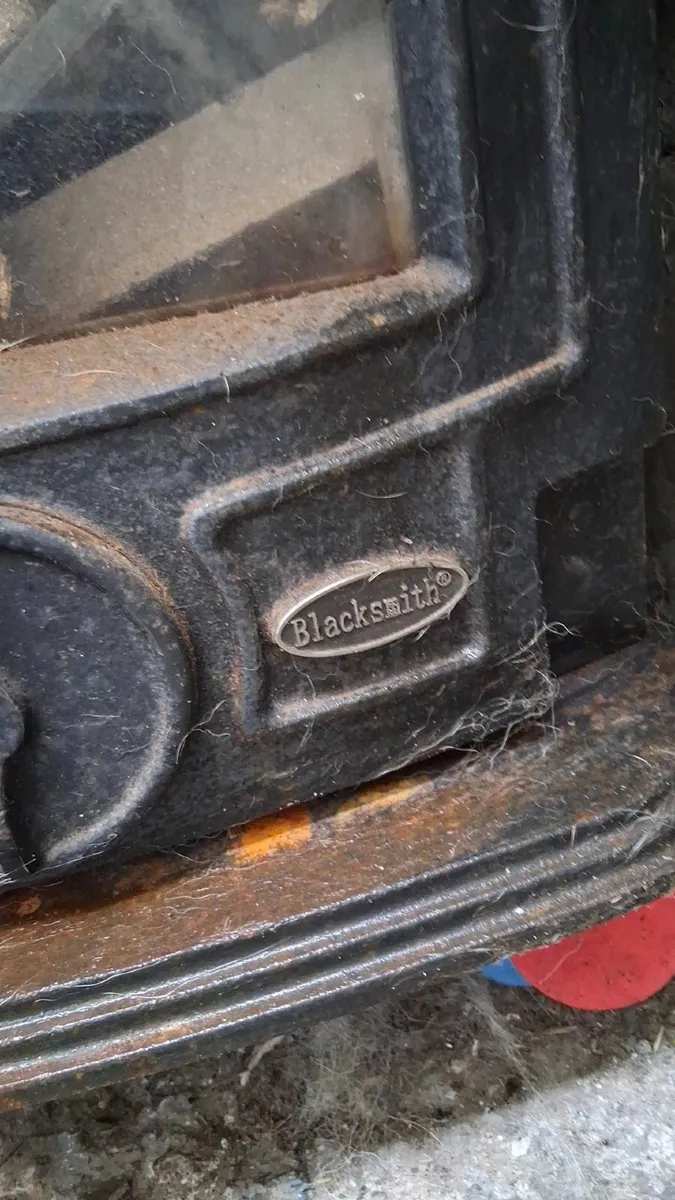 Stove - Image 1