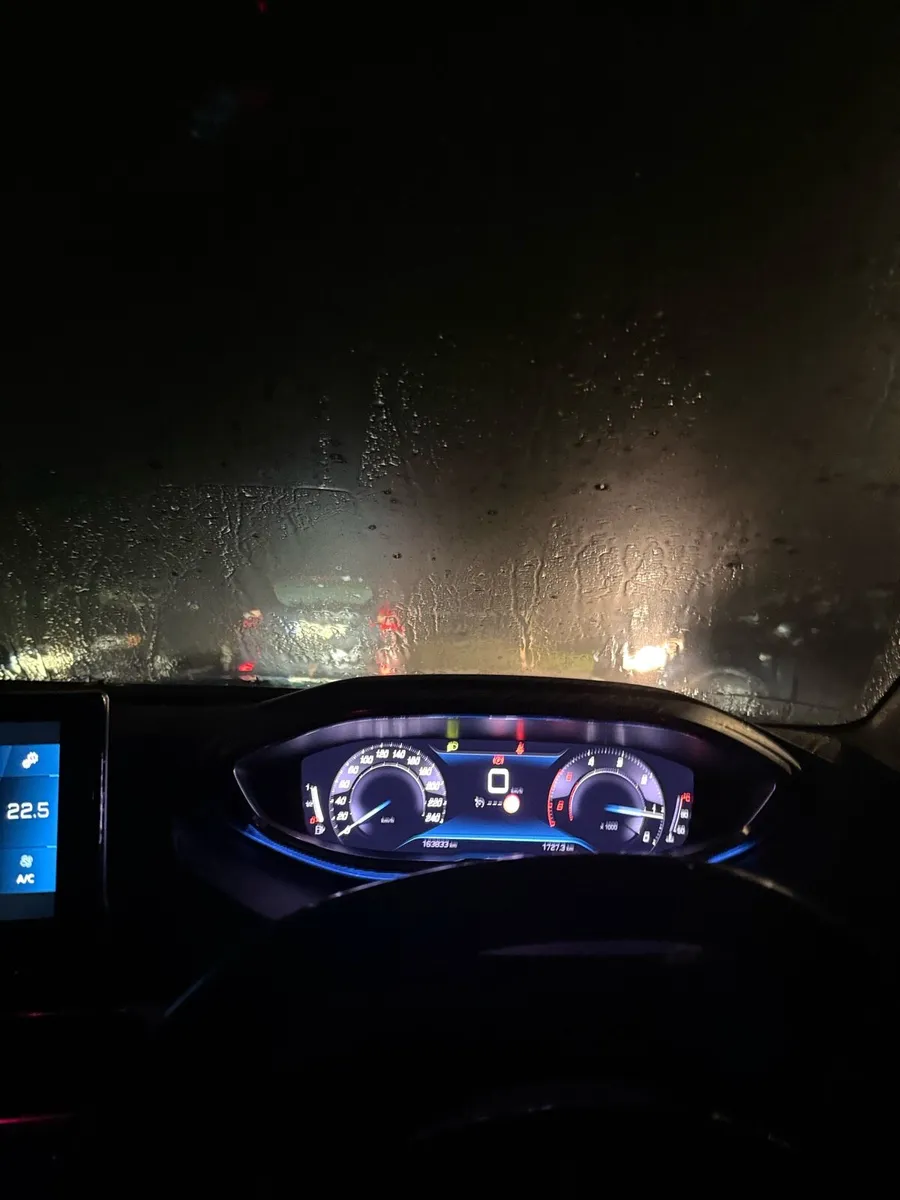 Peugeot 3008 - Image 2
