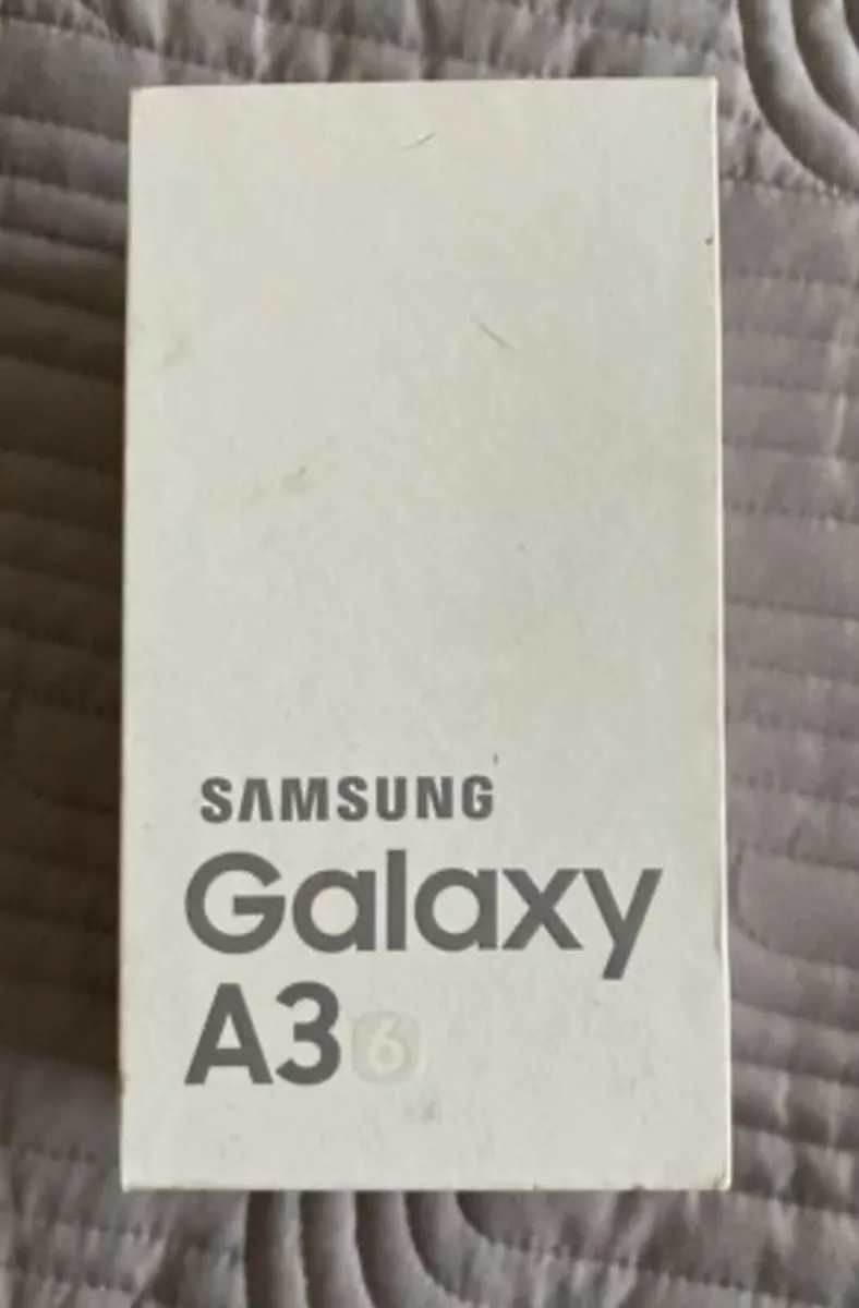 A3 Samsung Galaxy phone box - Image 1
