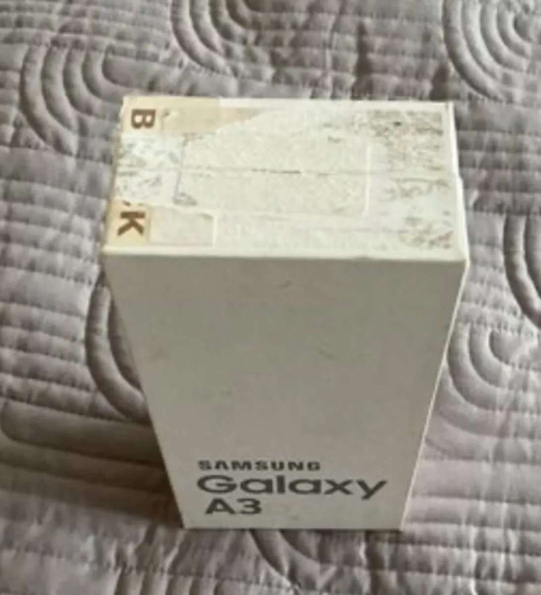A3 Samsung Galaxy phone box - Image 2