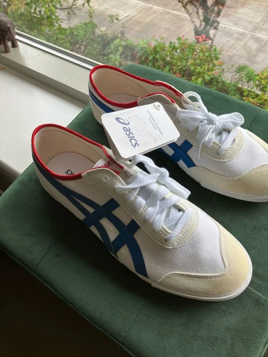 Asics Onitsuka Tiger EUR 44 UK 9.5 - Image 2