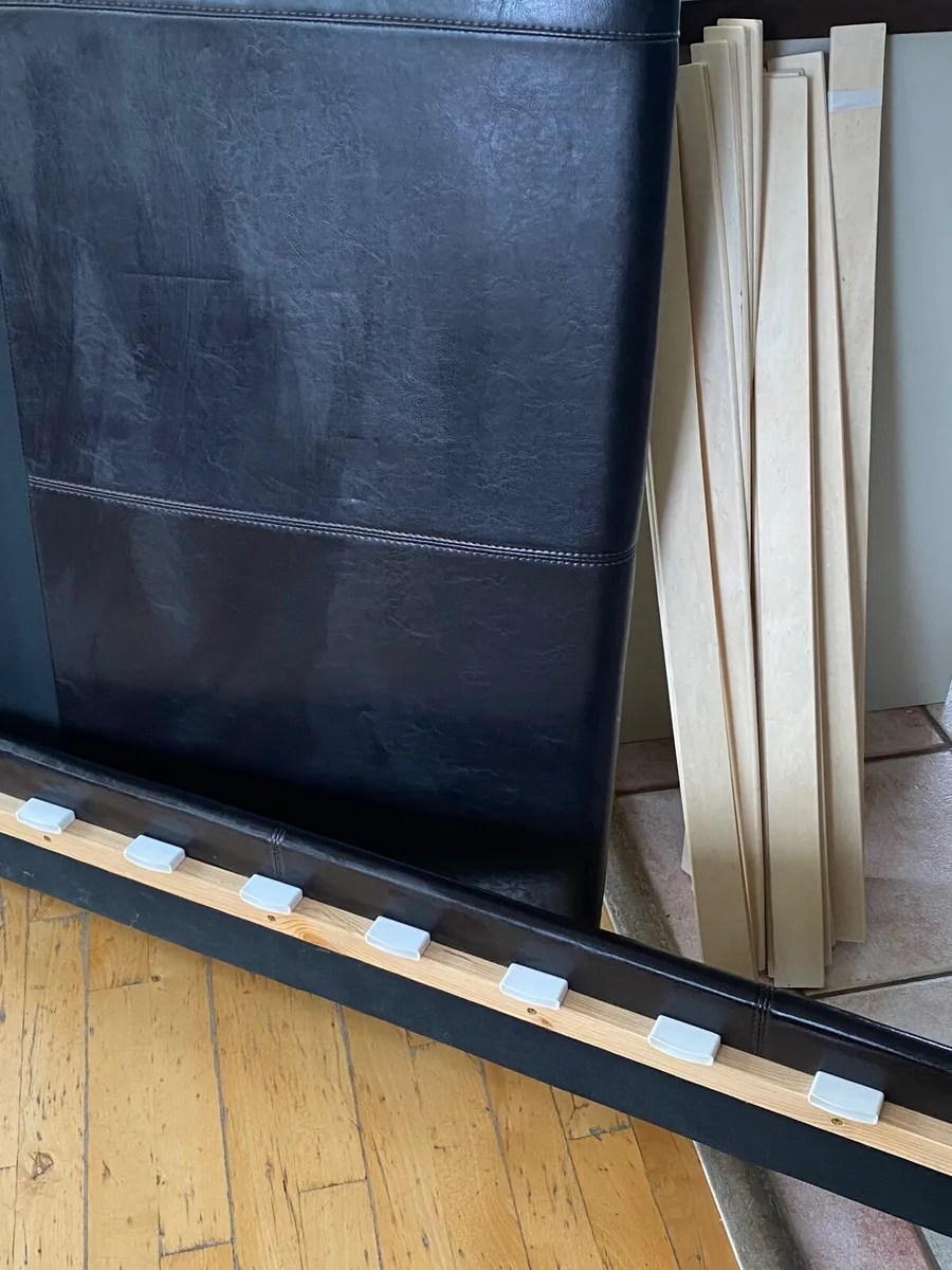 Single bed frame - almost new(  free ) - Image 2