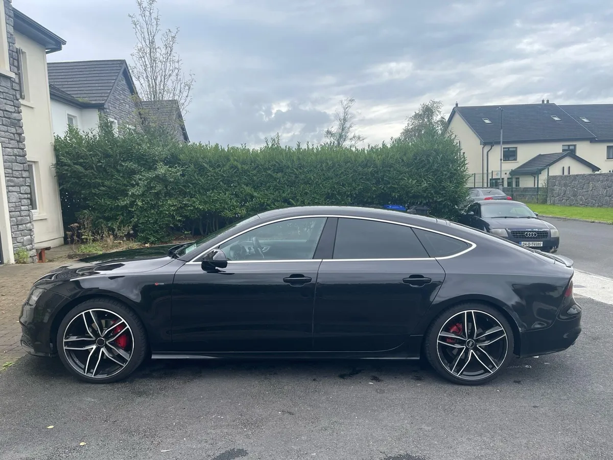 Audi A7 SLine Black Edition - Image 3