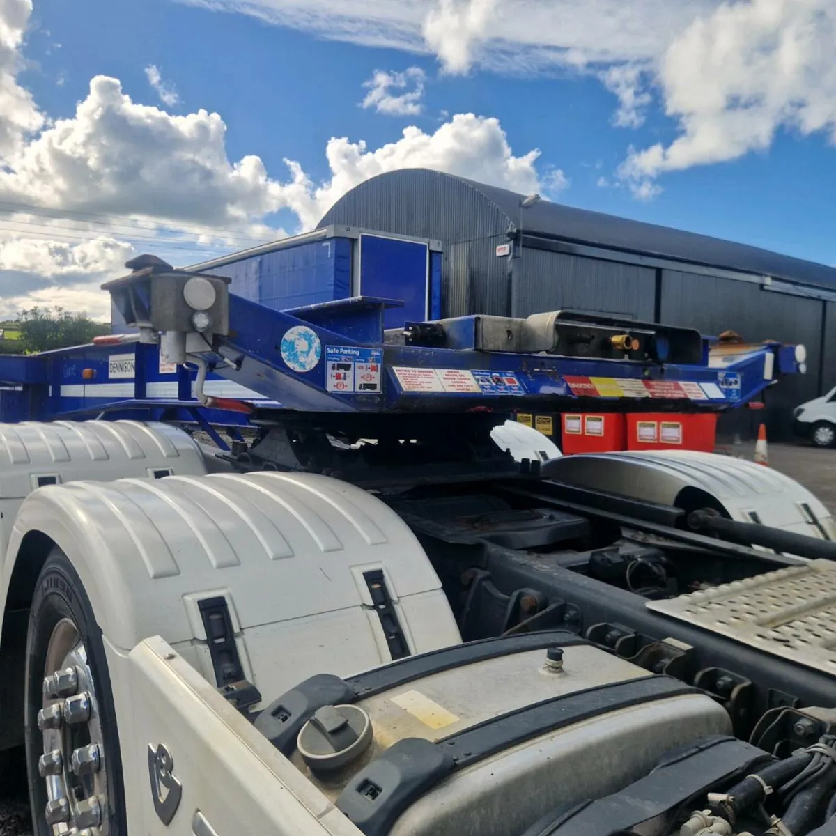 Dennison slider trailer - Image 2