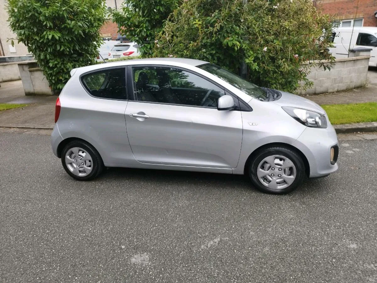 Kia picanto 1.0 petrol , manual - Image 2