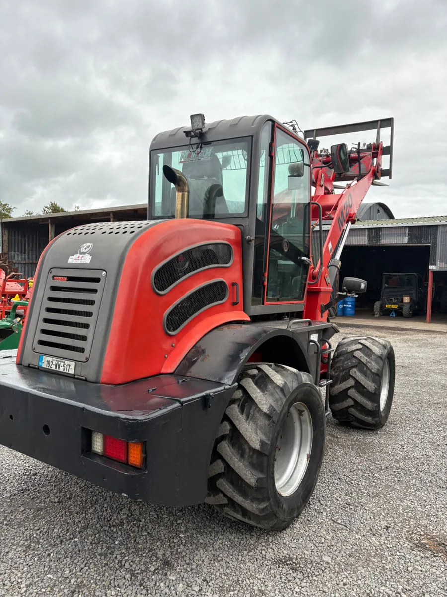 M 20 Loader - Image 4