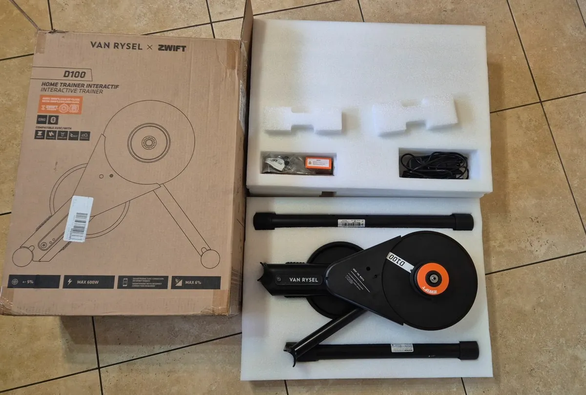 Van Rysel D100 Smart Trainer Zwift Cog and Click - Image 3