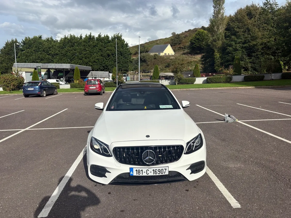 Mercedes E220 - Image 4