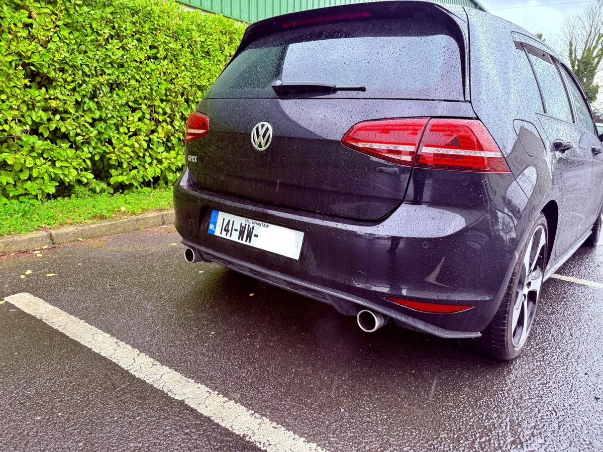 Volkswagen Golf GTI - Image 4