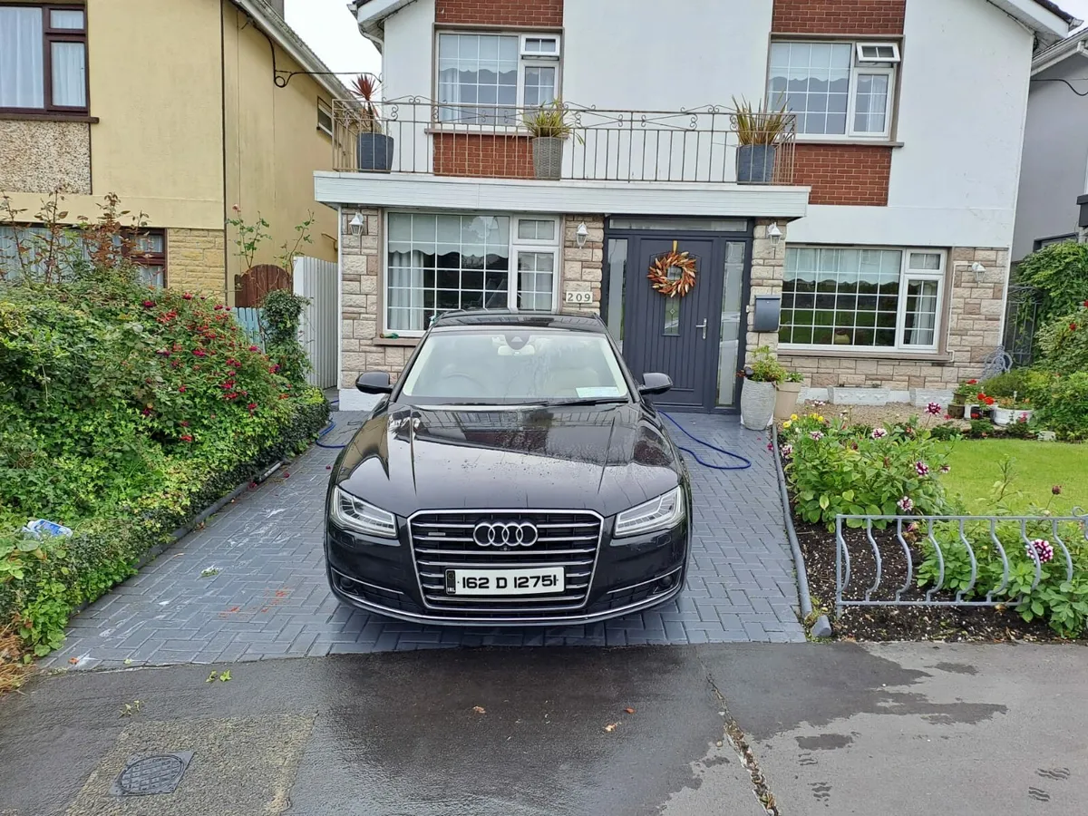 Audi A8 - Image 3