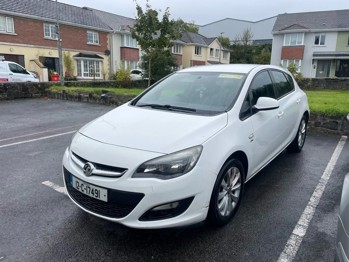 2012 Vauxhall Astra - Image 2