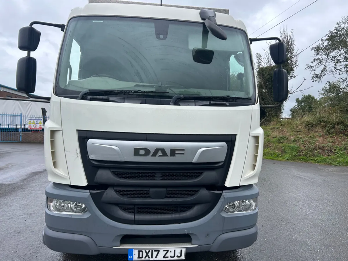 2017 Daf lf230 18 ton on air chassis cab - Image 2