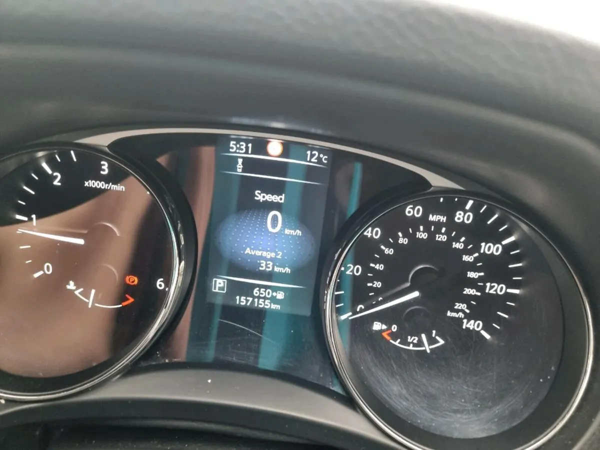 Nissan x-trail - Image 2