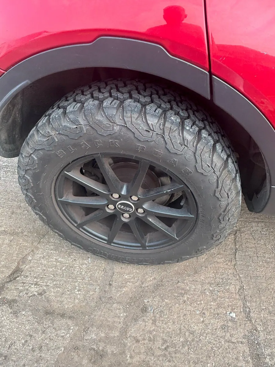 Range Rover Evoque Commercial - Image 3