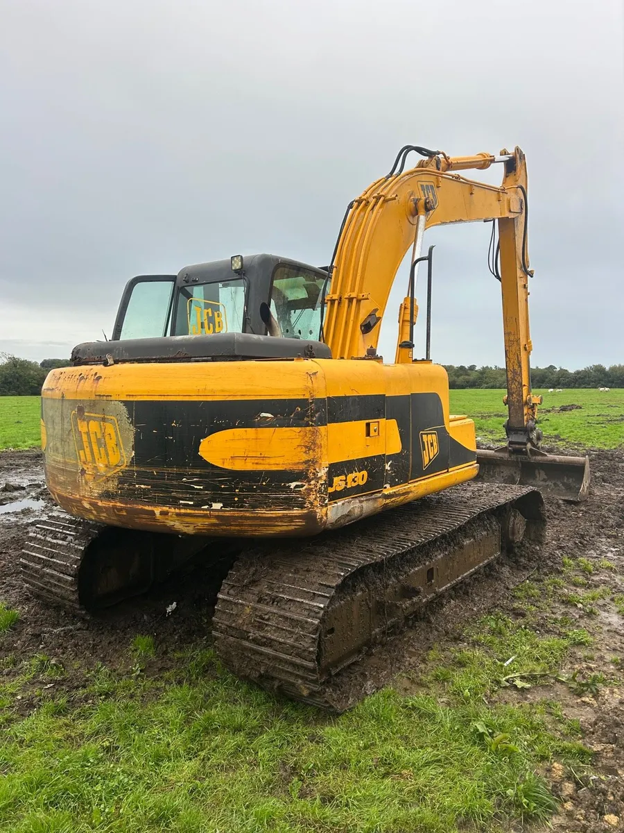 Jcb js130 digger for sale - Image 1