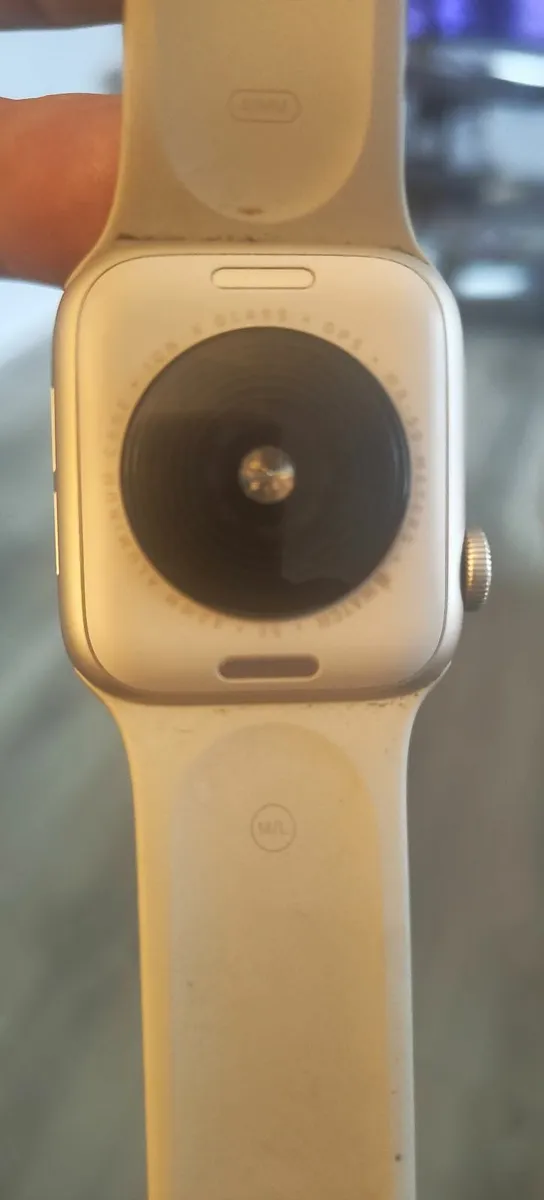 Apple Watch   SE 40mm - Image 3