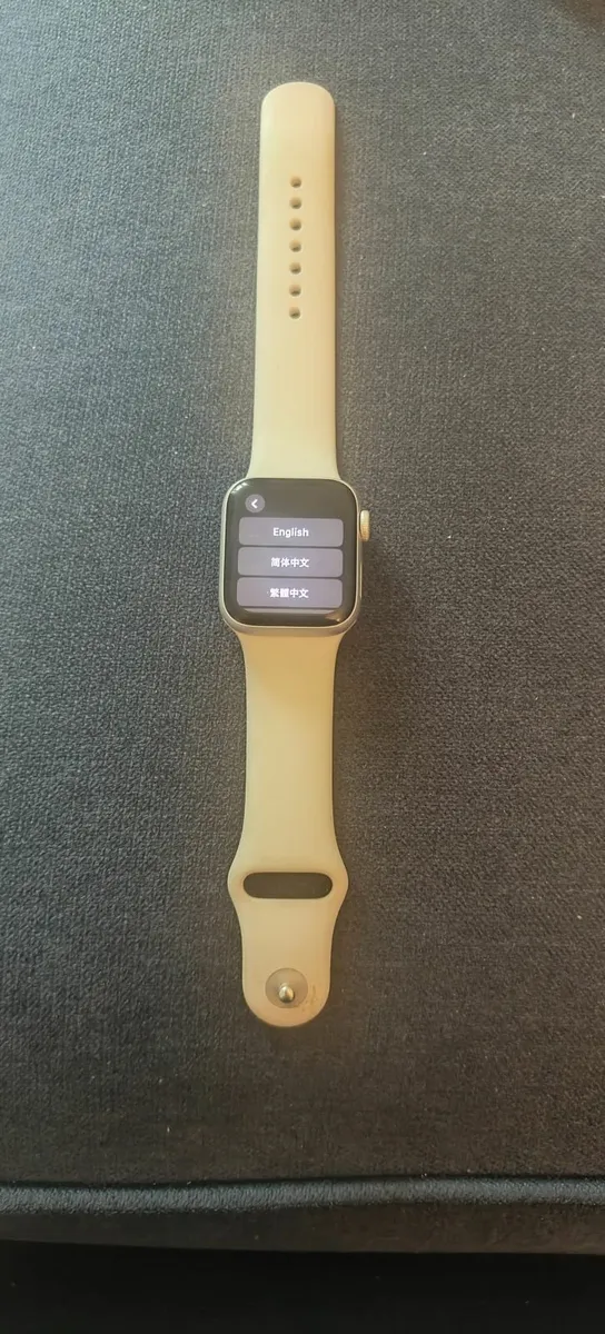 Apple Watch   SE 40mm - Image 4