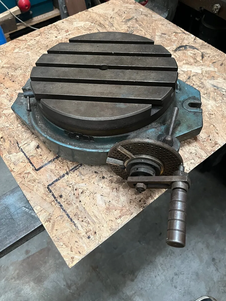 Engineers Rotary table 360 deg in good condition - Image 1
