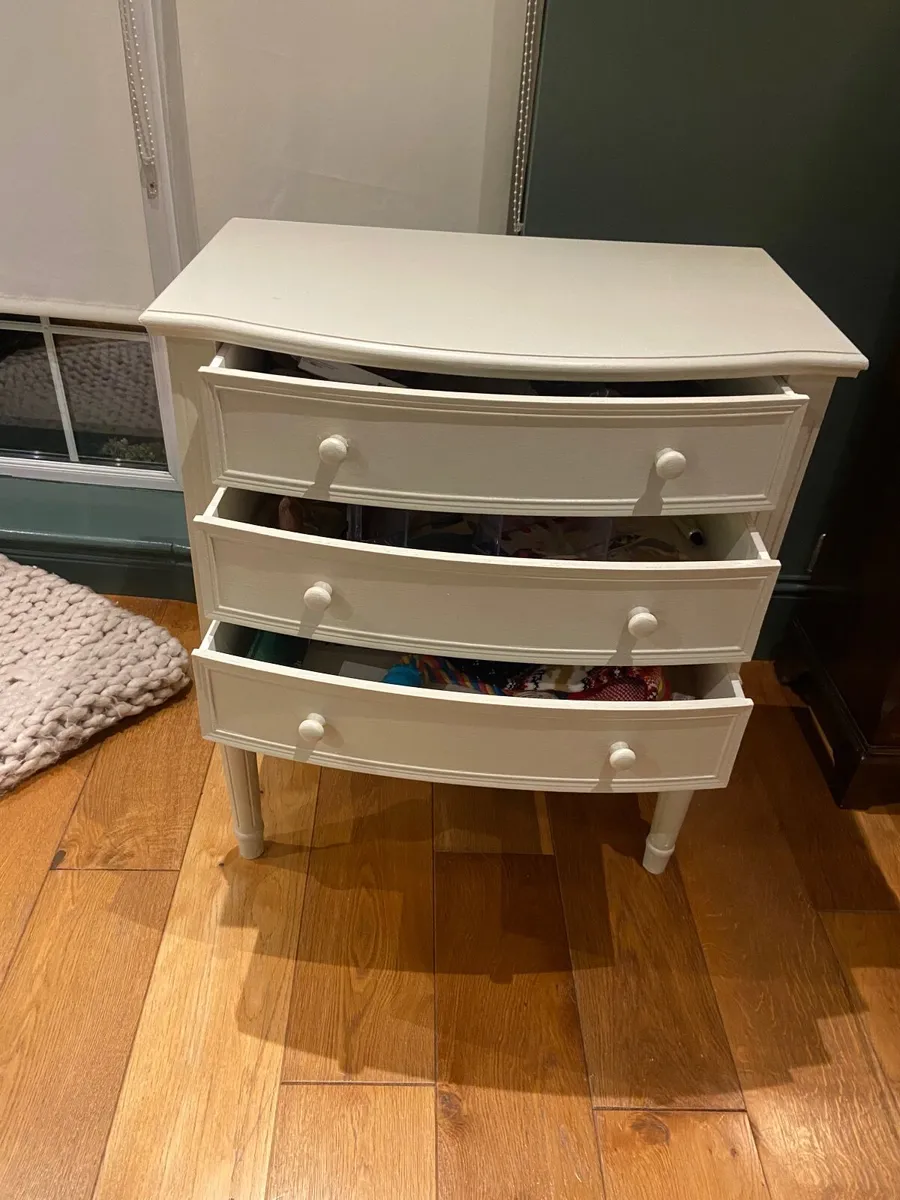 Chest of drawers - Image 2