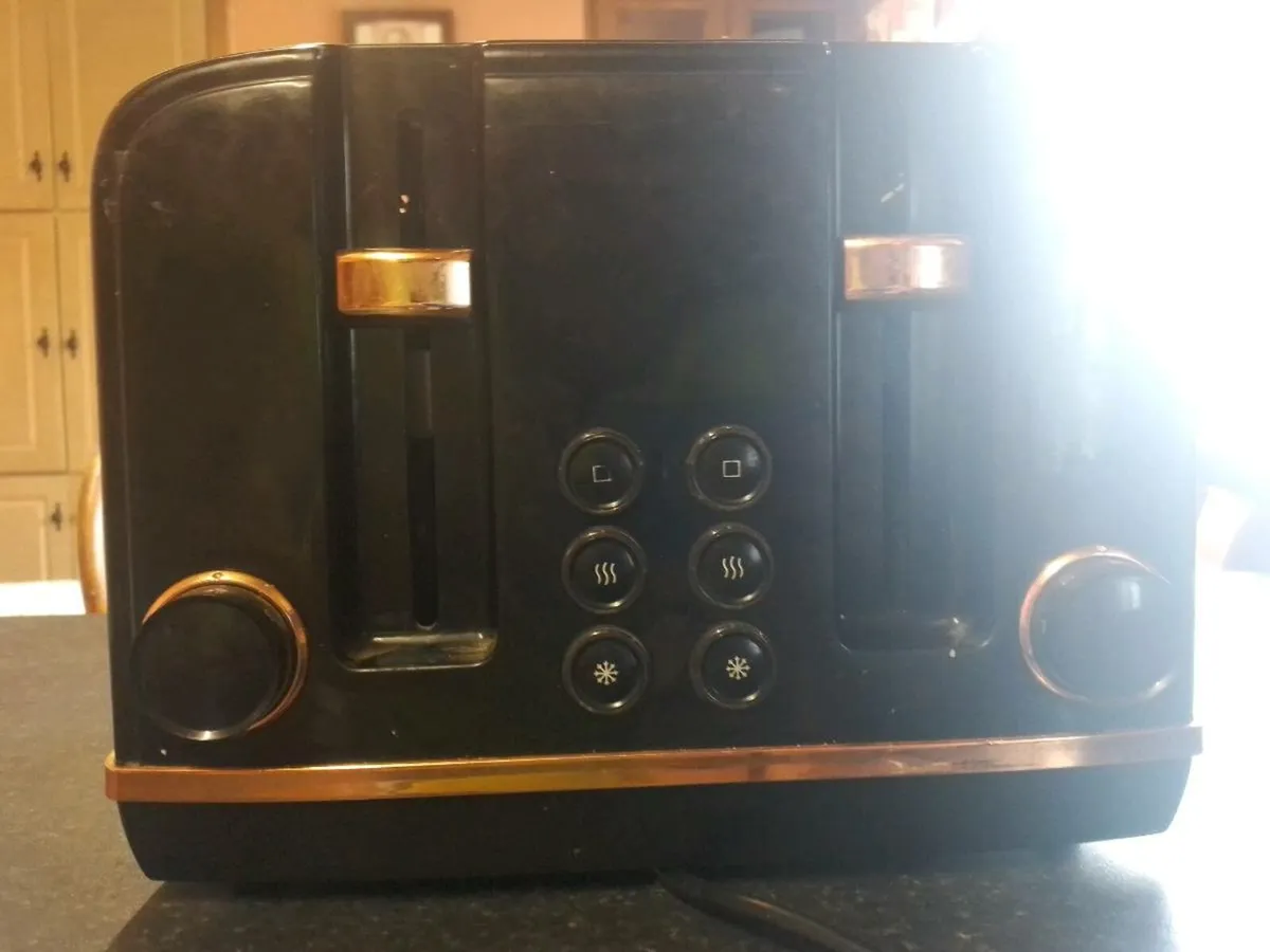 Toaster - Image 2