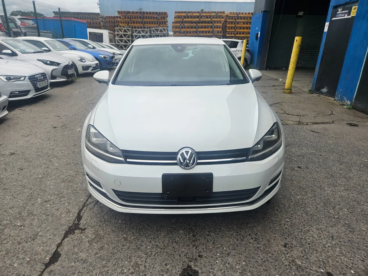 2017 Volkswagen Golf 1.4 Highline Automatic - Image 2
