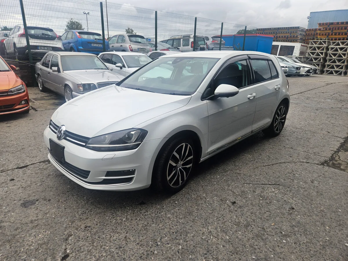 2017 Volkswagen Golf 1.4 Highline Automatic - Image 3