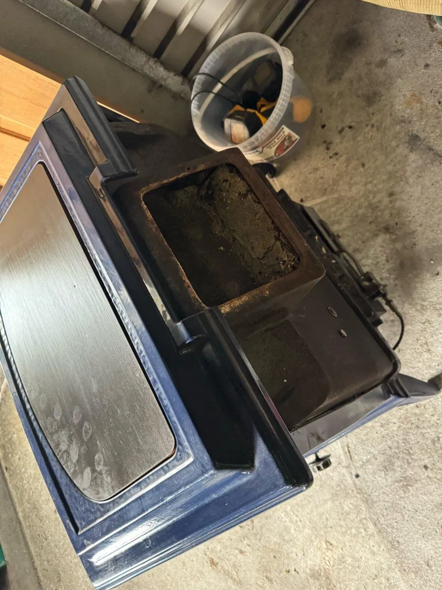 Stanley Ashling Non Boiler Stove with Hearth - Image 4