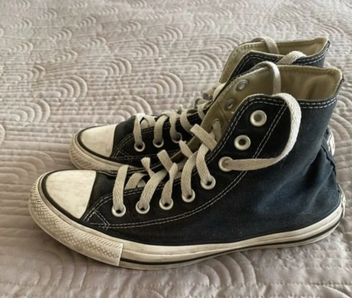 Black Converse Size 7.5 UK - Image 3