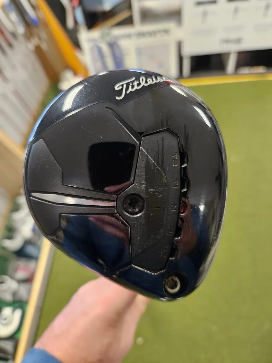 Titleist TSr3 3 Wood - Image 1