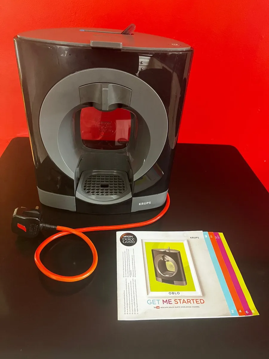 Nescafe dolce gusto coffee/chocolate machine - Image 1
