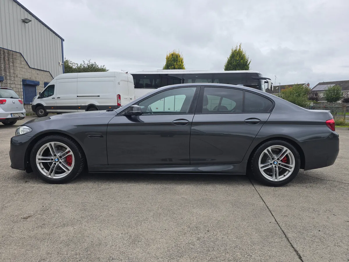 BMW 5-Series 520d M Sport 2016 - Image 4