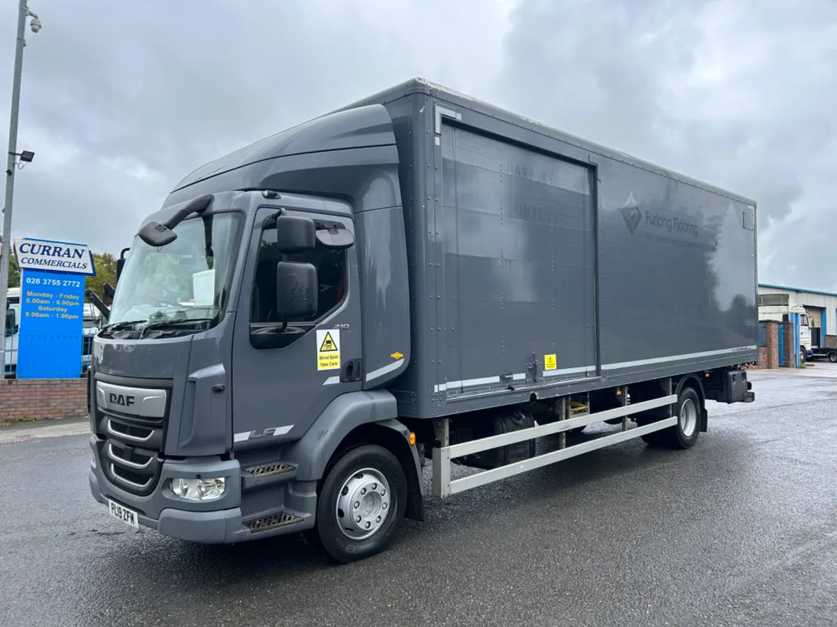2019 Daf lf 210 16 ton box or chassis cab - Image 1
