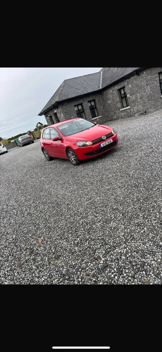 Volkswagen Golf 2010 - Image 4