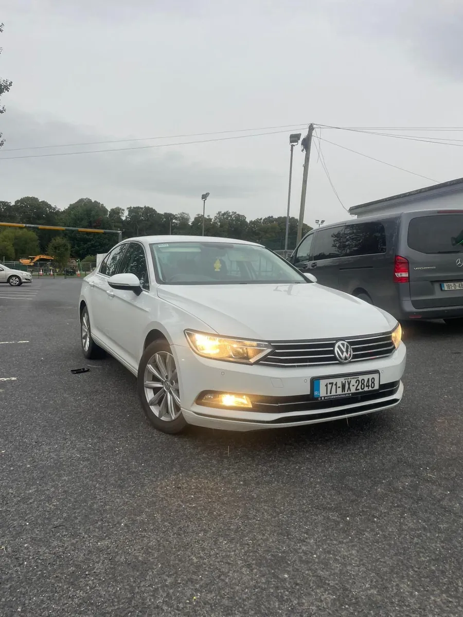 Car - Image 1