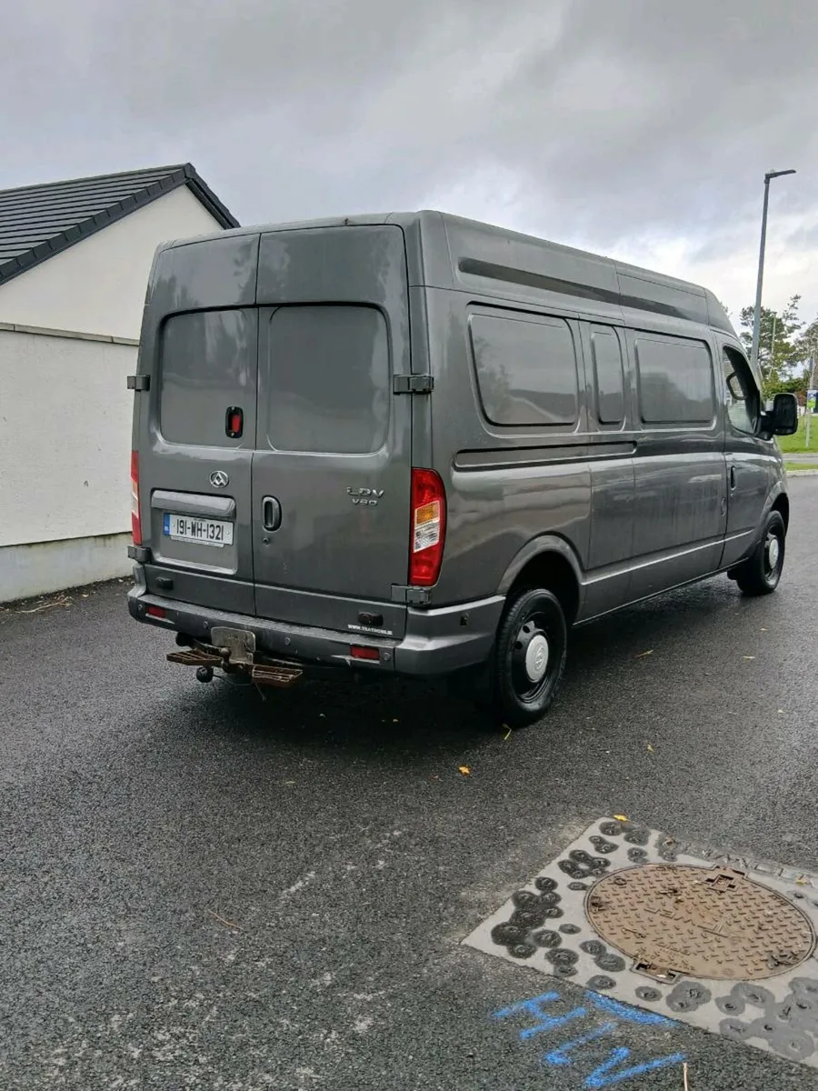 2019 ldv v80 new doe08/26 and tax 01/26 - Image 3